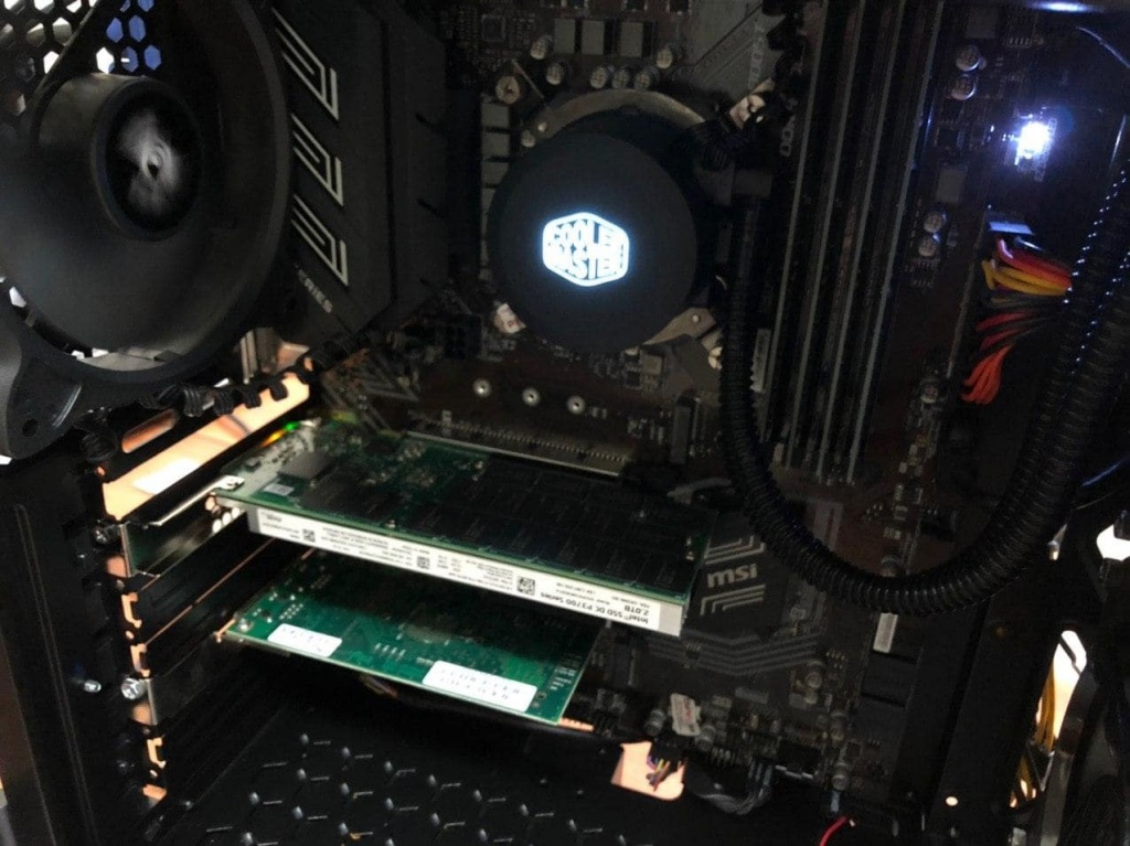 Нода на Intel Xeon i9-9900k и массивами SSD NVMe накопителей